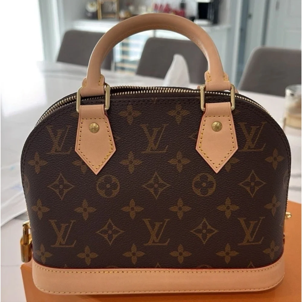 LOUIS VUITTON ALMA BB Monogram with Strap/ New/ Never Carried - Picture 7 of 11